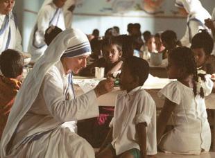 Olivia Hussey as Madre Teresa