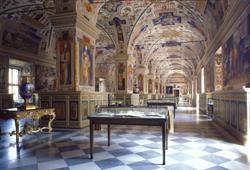 Чи можна звичайній людині відвідати Ватиканську бібліотеку?